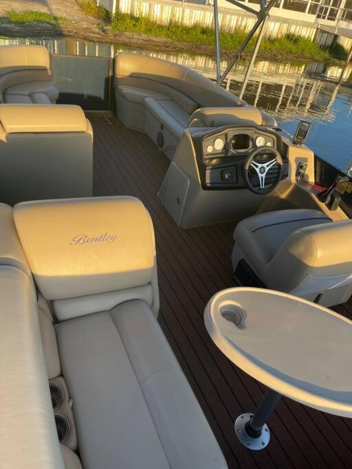 Lakefront Duplex With Pontoon Boat 2 Bedroom Home 마운트도라 외부 사진