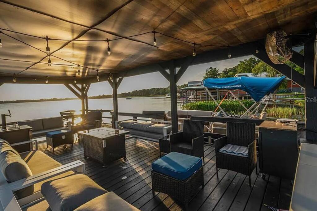 Lakefront Duplex With Pontoon Boat 2 Bedroom Home 마운트도라 외부 사진